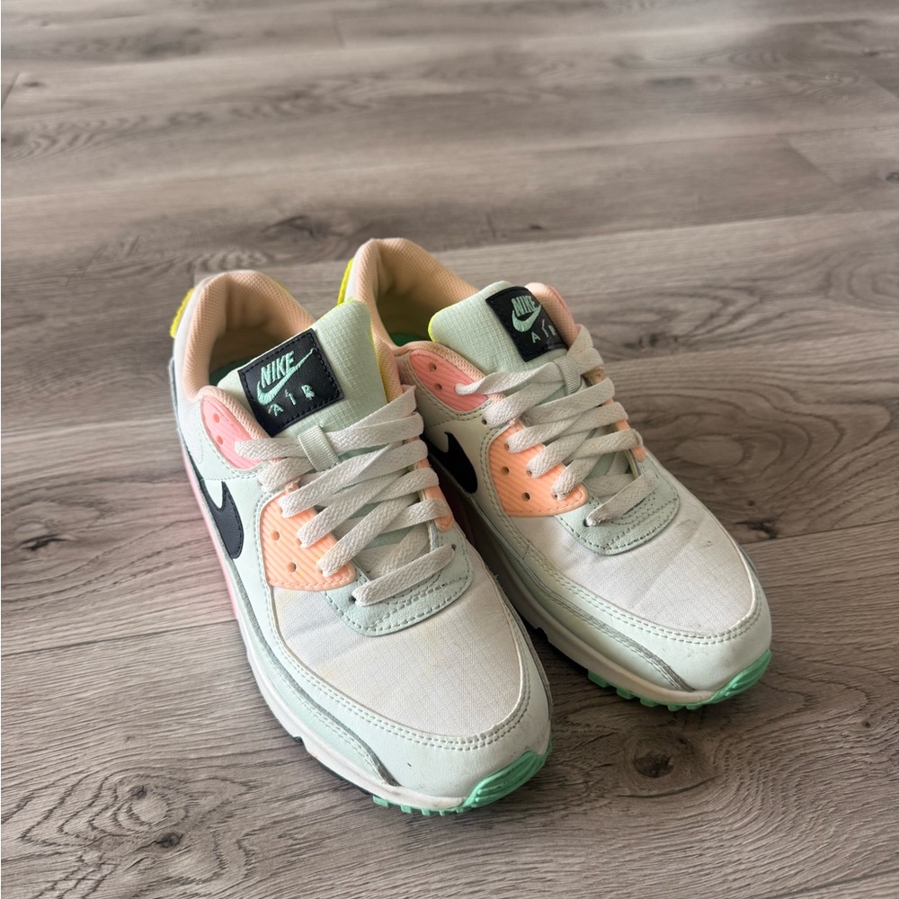 Nike Air Max Sneakers